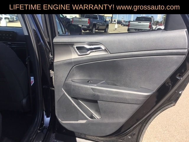 Used 2026 Kia Sportage LX AWD/4WD image 28