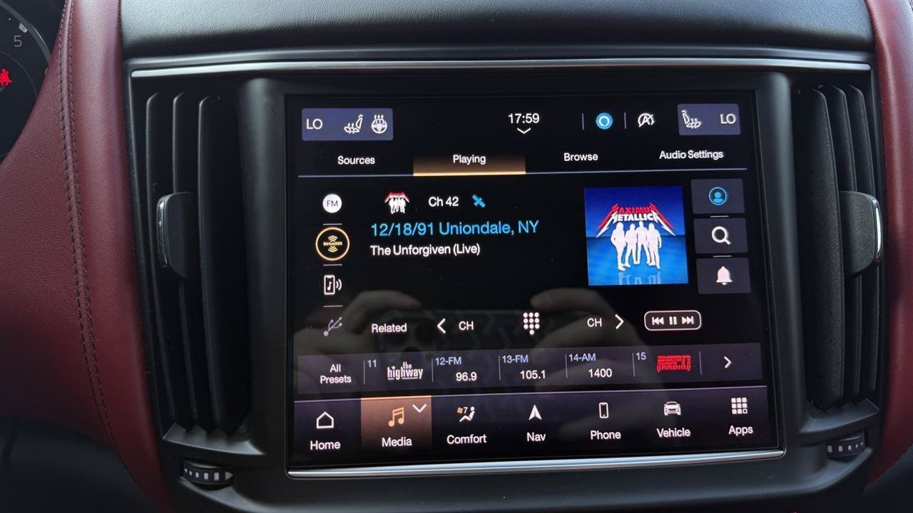 Used 2023 Maserati Levante GT AWD/4WD image 50