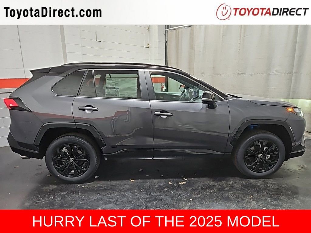 New 2025 Toyota RAV4 XSE image 5