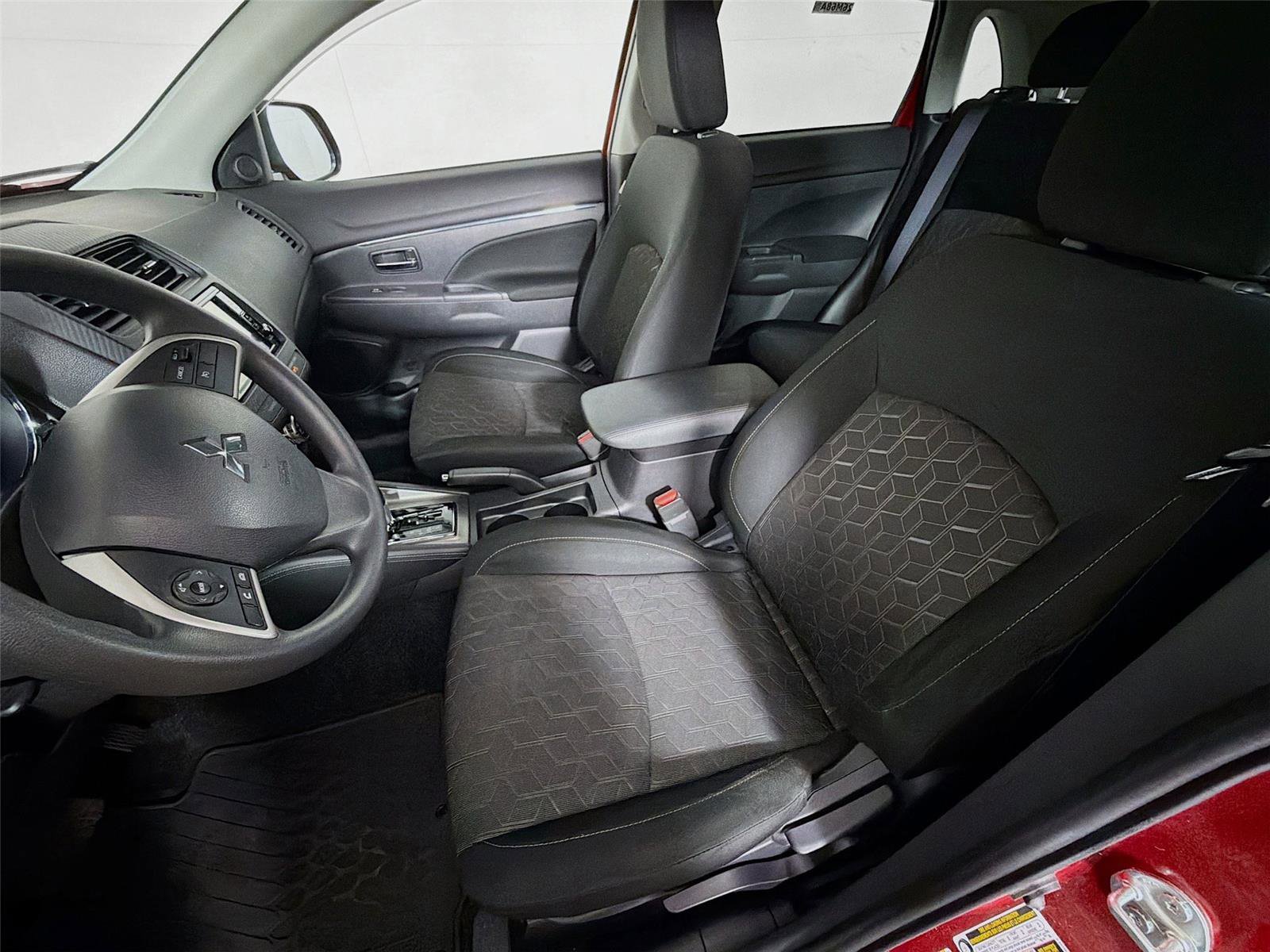 Used 2023 Mitsubishi Outlander Sport ES image 11