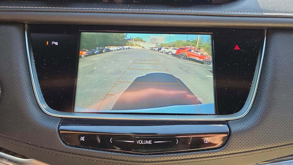 Used 2018 Cadillac XT5 AWD image 24