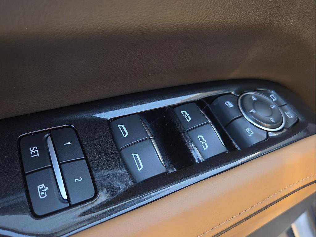 Used 2024 Cadillac Escalade ESV Sport RWD image 14