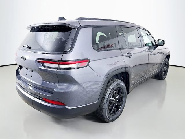 Used 2025 Jeep Grand Cherokee L Altitude image 7