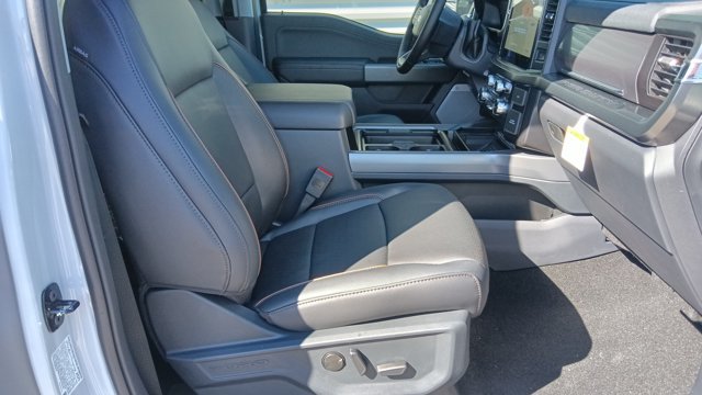New 2026 Ford F350 Lariat RWD image 32