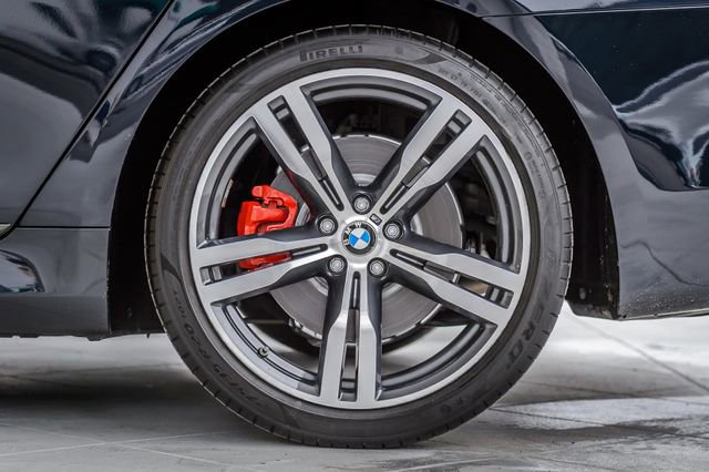 Used 2019 BMW 740i w/ Executive Package image 14