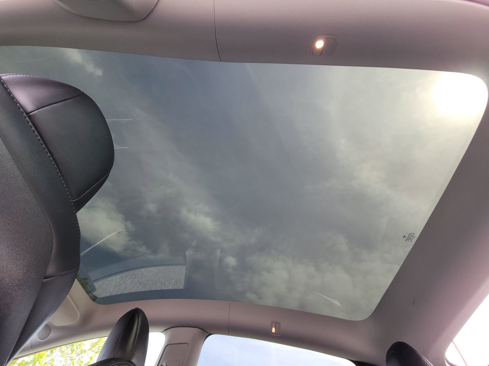 Used 2021 Tesla Model Y Long Range image 9