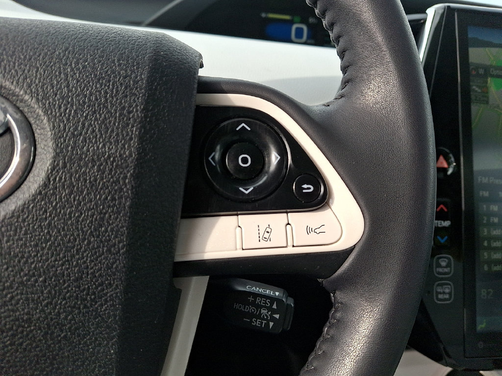 Used 2018 Toyota Prius Four w/ Advanced Technology Package FWD image 22