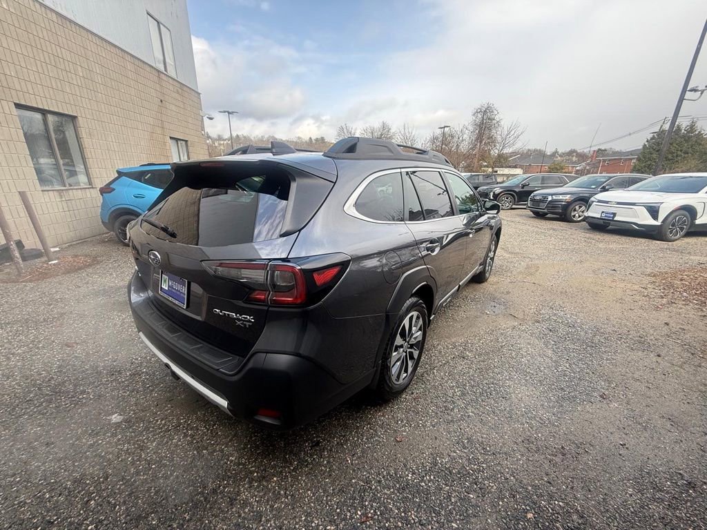 Used 2025 Subaru Outback Limited XT AWD/4WD image 7