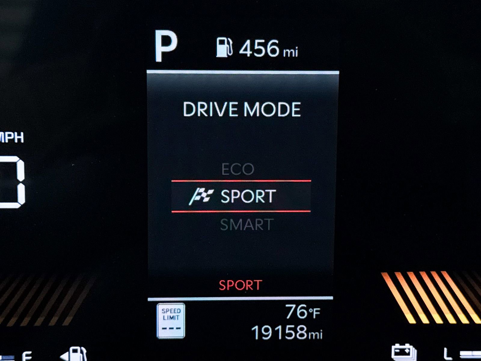 Certified 2025 Kia Carnival EX image 10