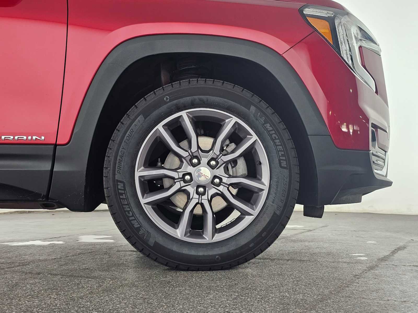 Used 2023 GMC Terrain SLT image 9