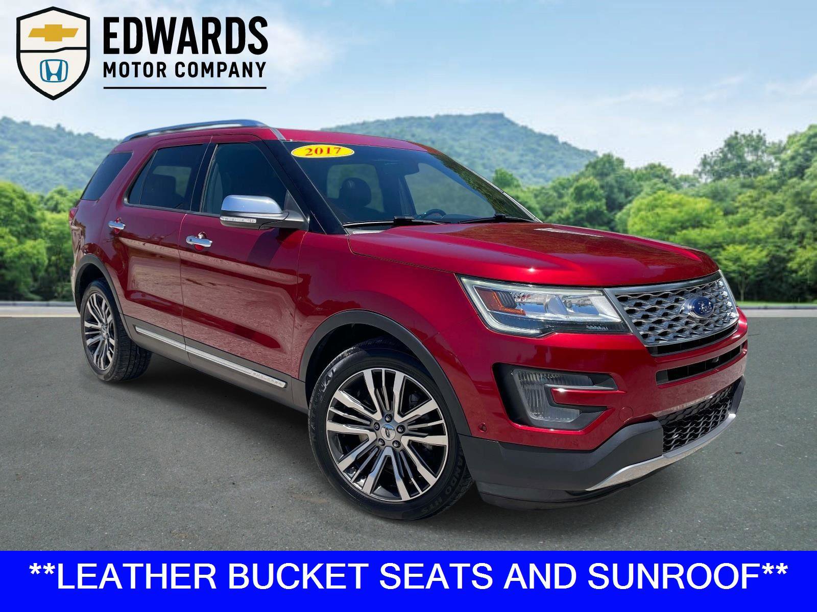 Used 2017 Ford Explorer Platinum AWD/4WD image 1