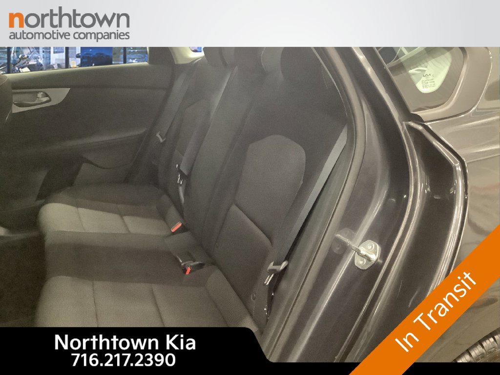 Used 2024 Kia Forte LXS w/ LXS Technology Package FWD image 17