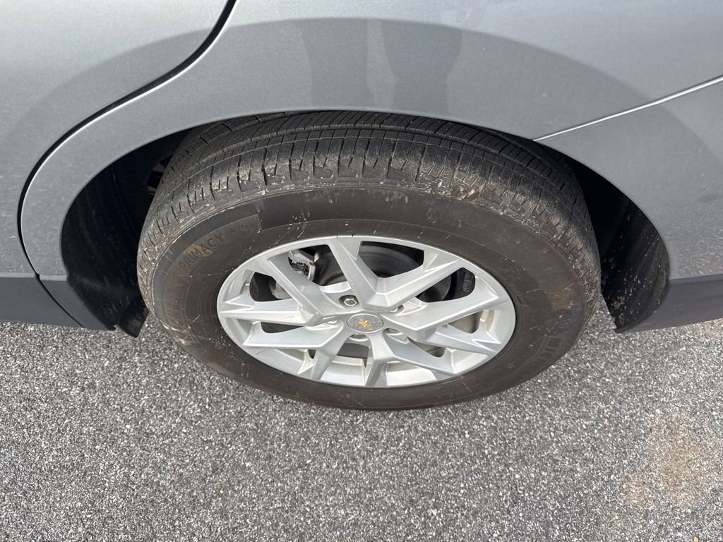 Used 2023 Chevrolet Equinox LS w/ LPO, Floor Liner Package image 11