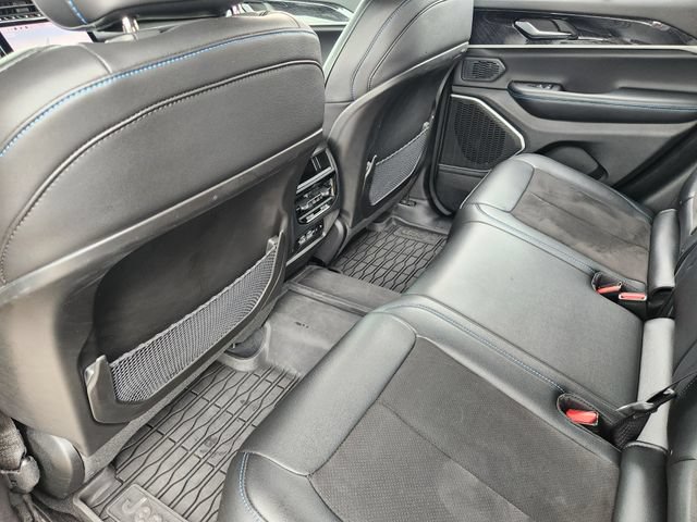Certified 2023 Jeep Grand Cherokee Trailhawk w/ Advanced Protech Group II AWD/4WD image 32