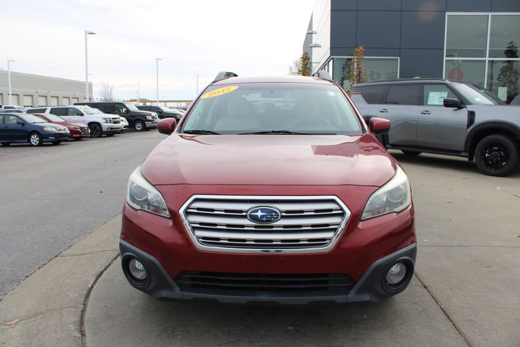 Used 2017 Subaru Outback 2.5i Premium image 2