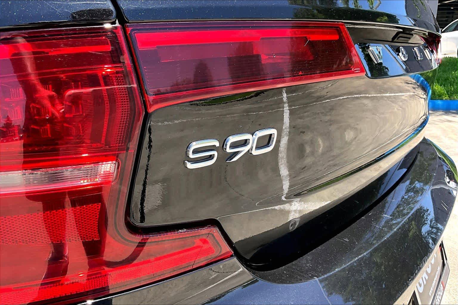 Used 2018 Volvo S90 T5 Momentum w/ Convenience Package AWD/4WD image 29