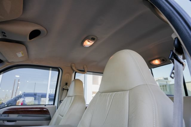 Used 2001 Ford F350 Lariat AWD/4WD image 26
