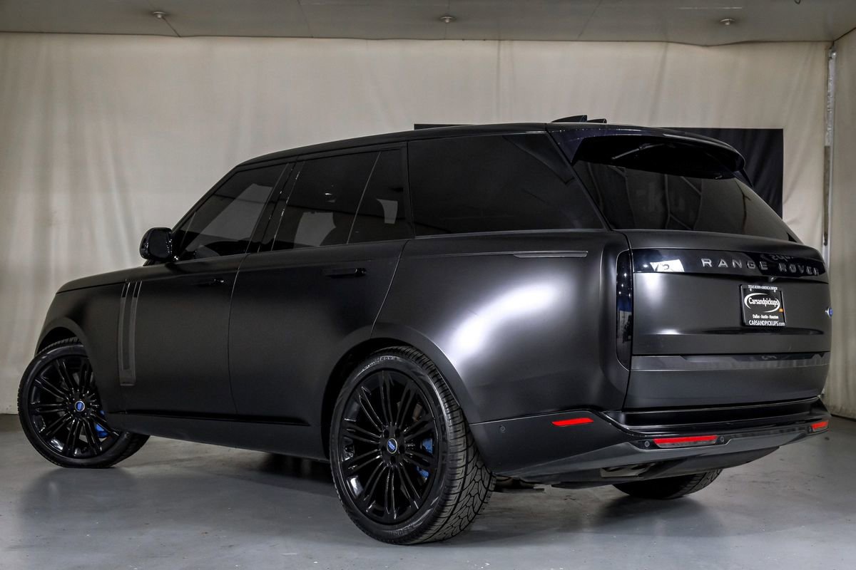 Used 2023 Land Rover Range Rover SE image 10