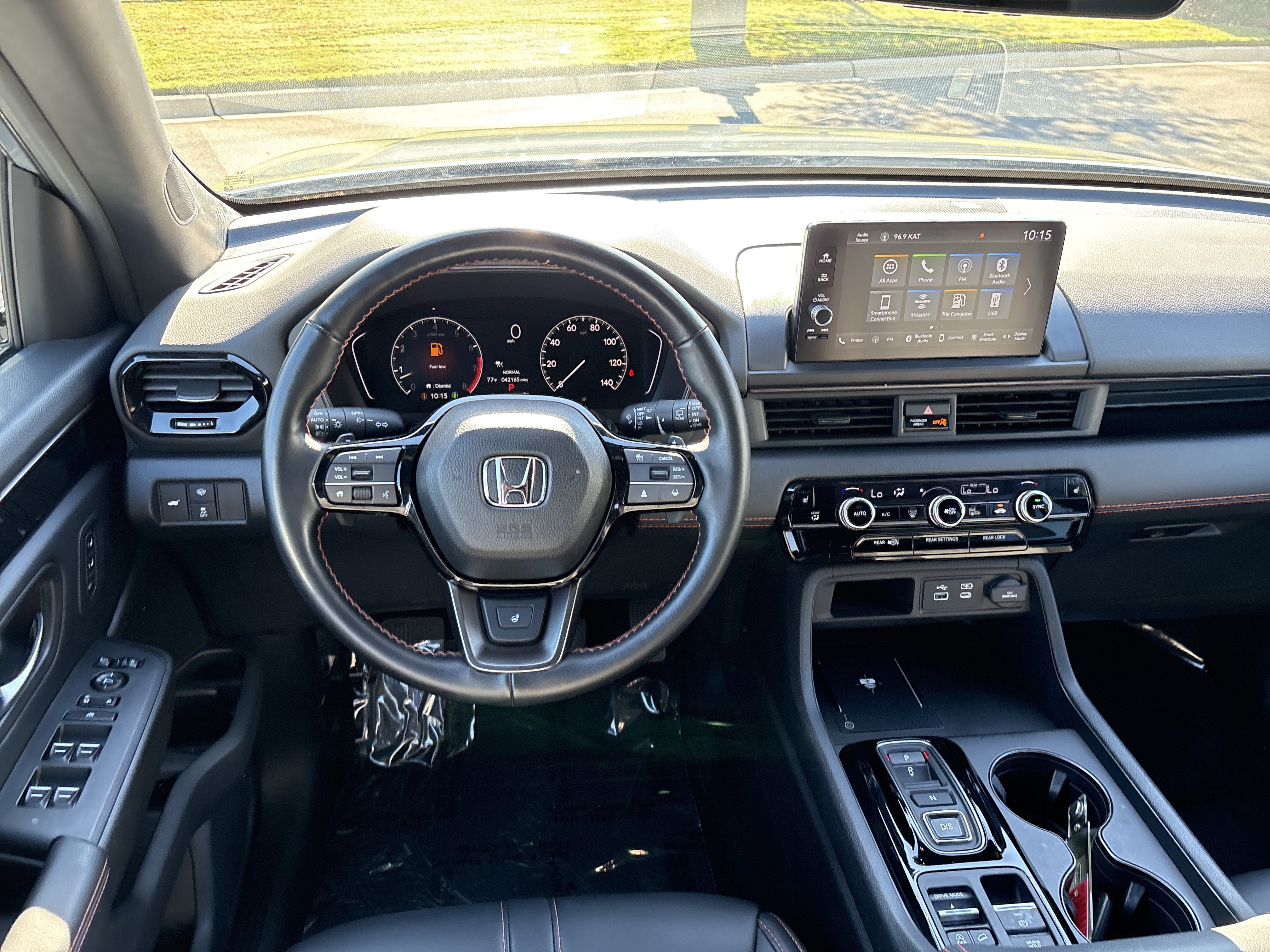 Used 2025 Honda Pilot TrailSport image 20