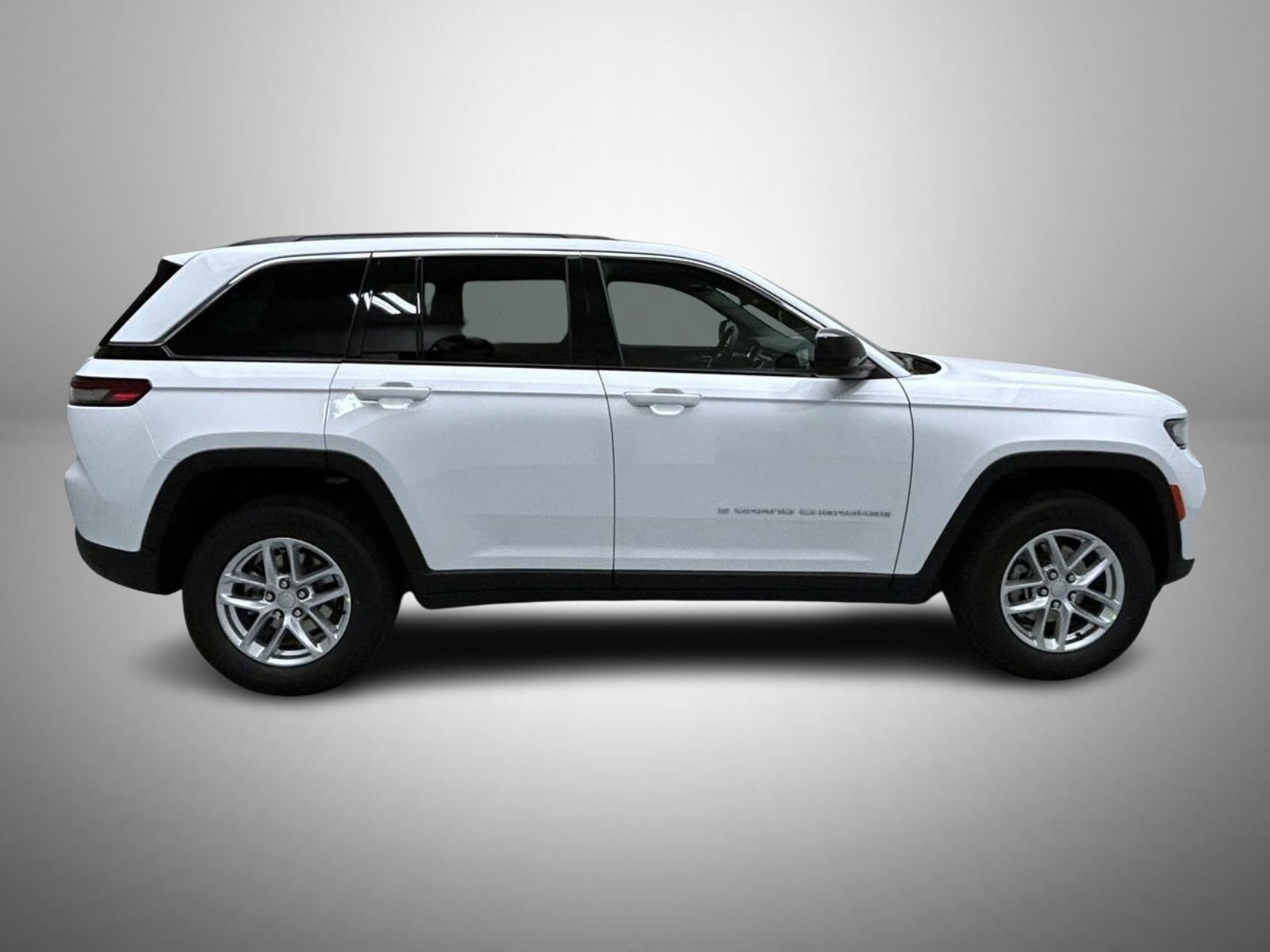 New 2026 Jeep Grand Cherokee Laredo X AWD/4WD image 4