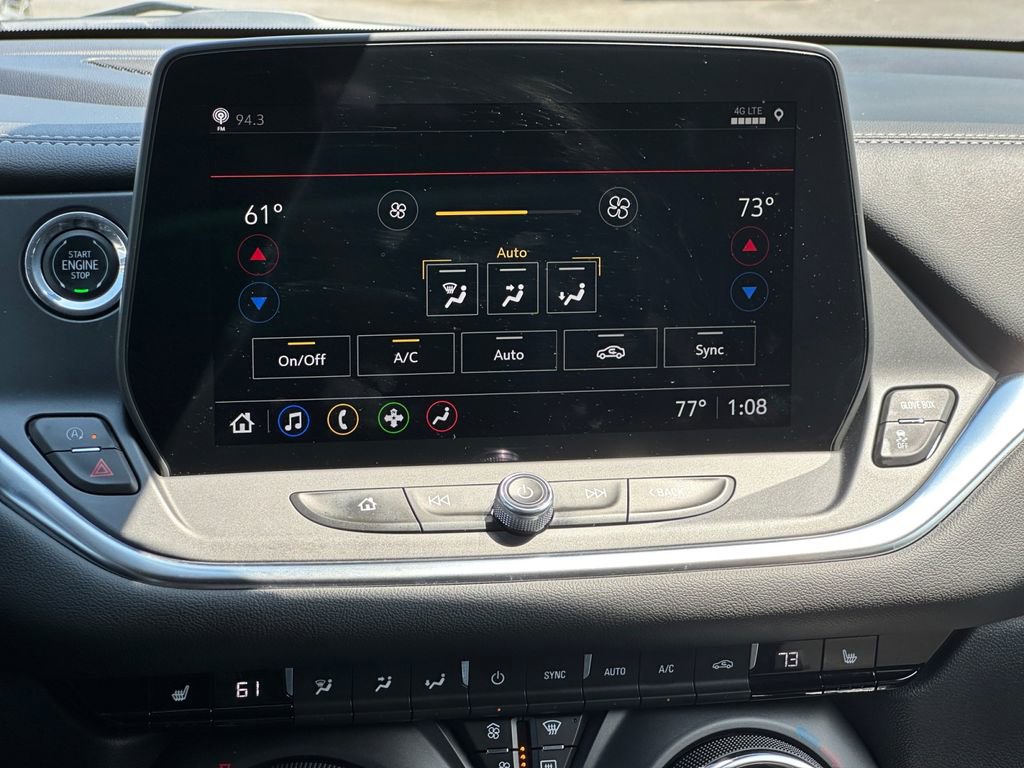 Used 2024 Chevrolet Blazer LT FWD image 16