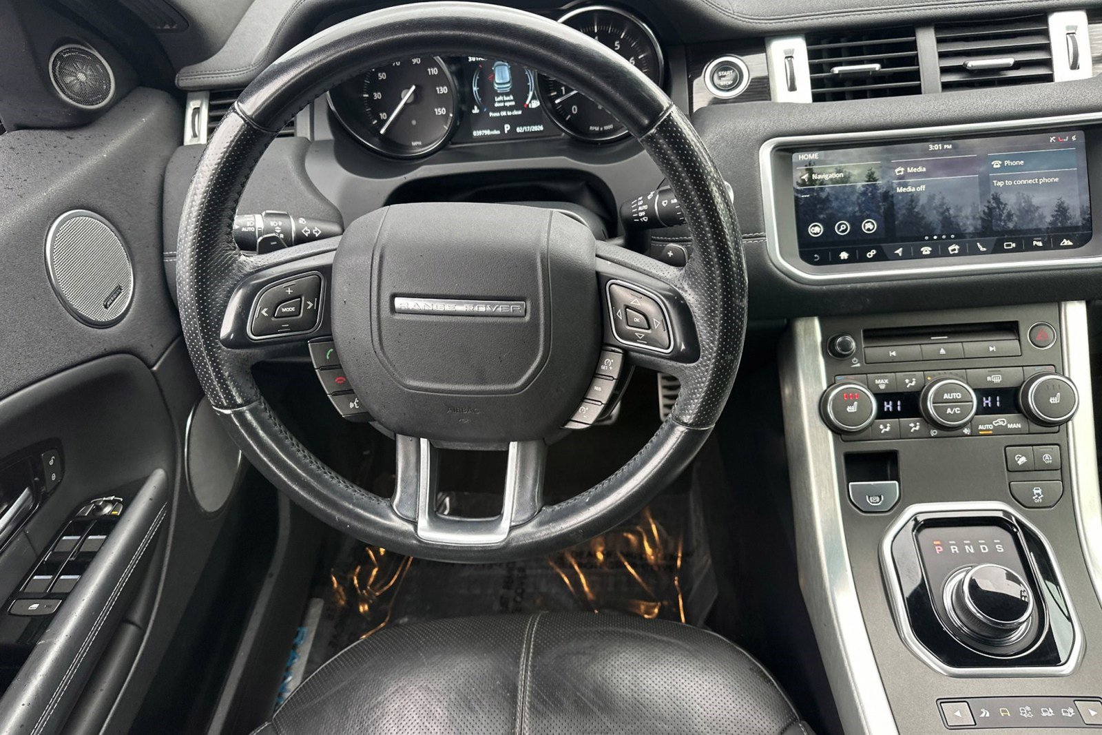 Used 2019 Land Rover Range Rover Evoque HSE Dynamic image 28