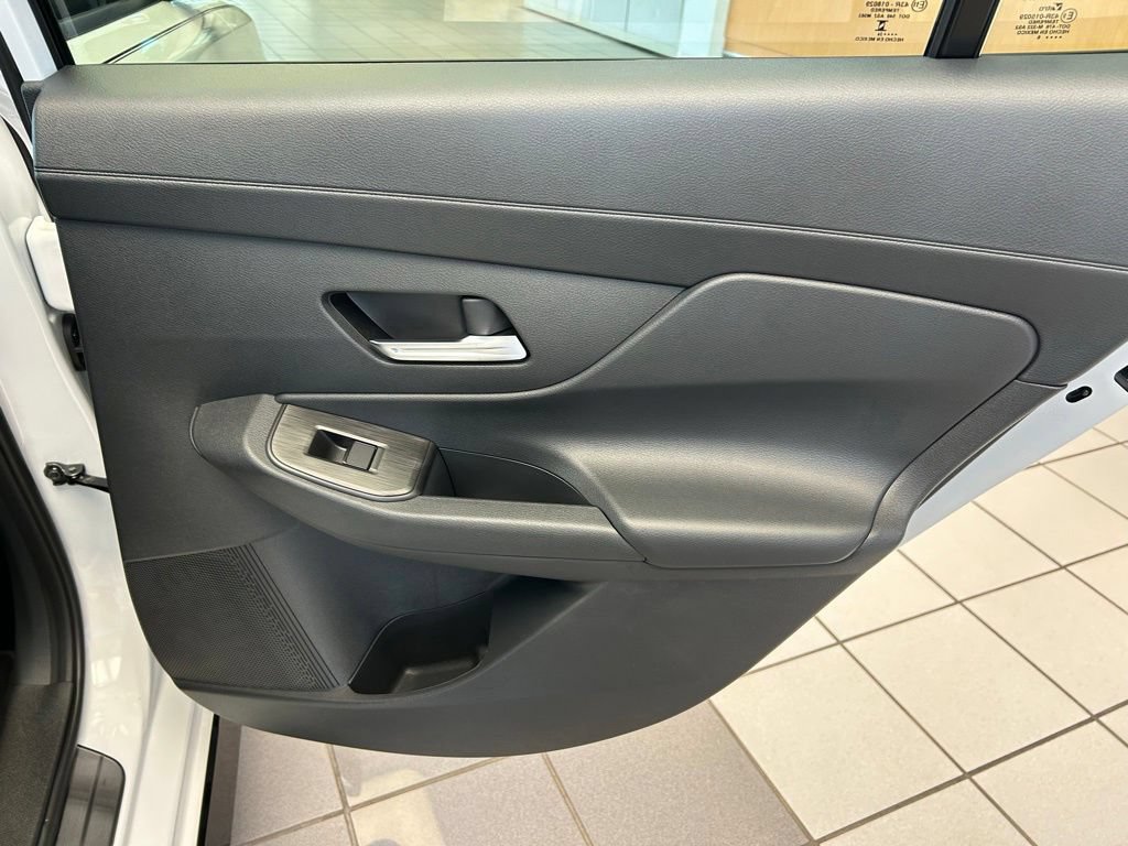 New 2026 Nissan Sentra SR w/ Floor Mat Package FWD image 43