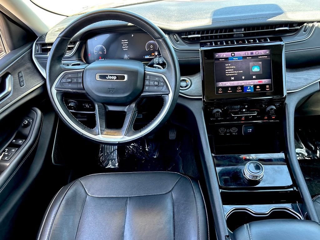 Used 2022 Jeep Grand Cherokee L Limited RWD image 13