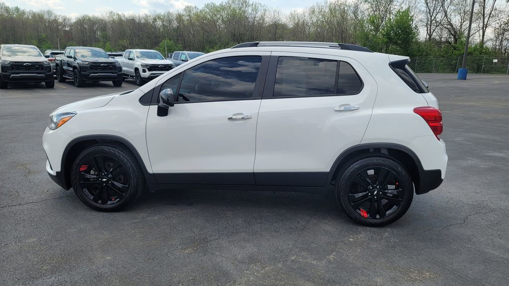 Used 2018 Chevrolet Trax LT w/ Redline Edition FWD image 7