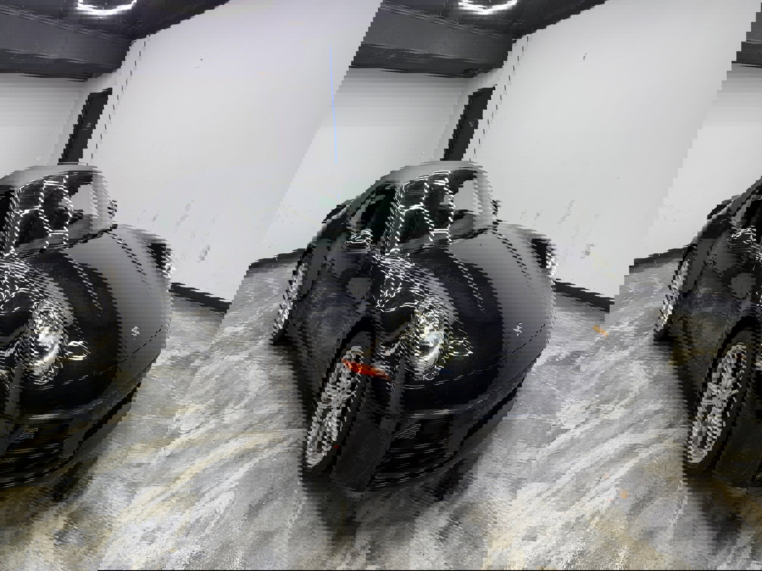 Used 2025 Porsche 911 Carrera RWD image 39