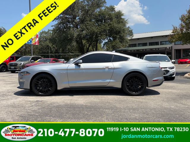 Used 2022 Ford Mustang GT Premium RWD image 4