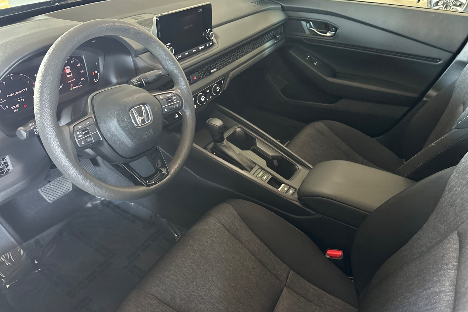 Used 2023 Honda Accord EX image 9