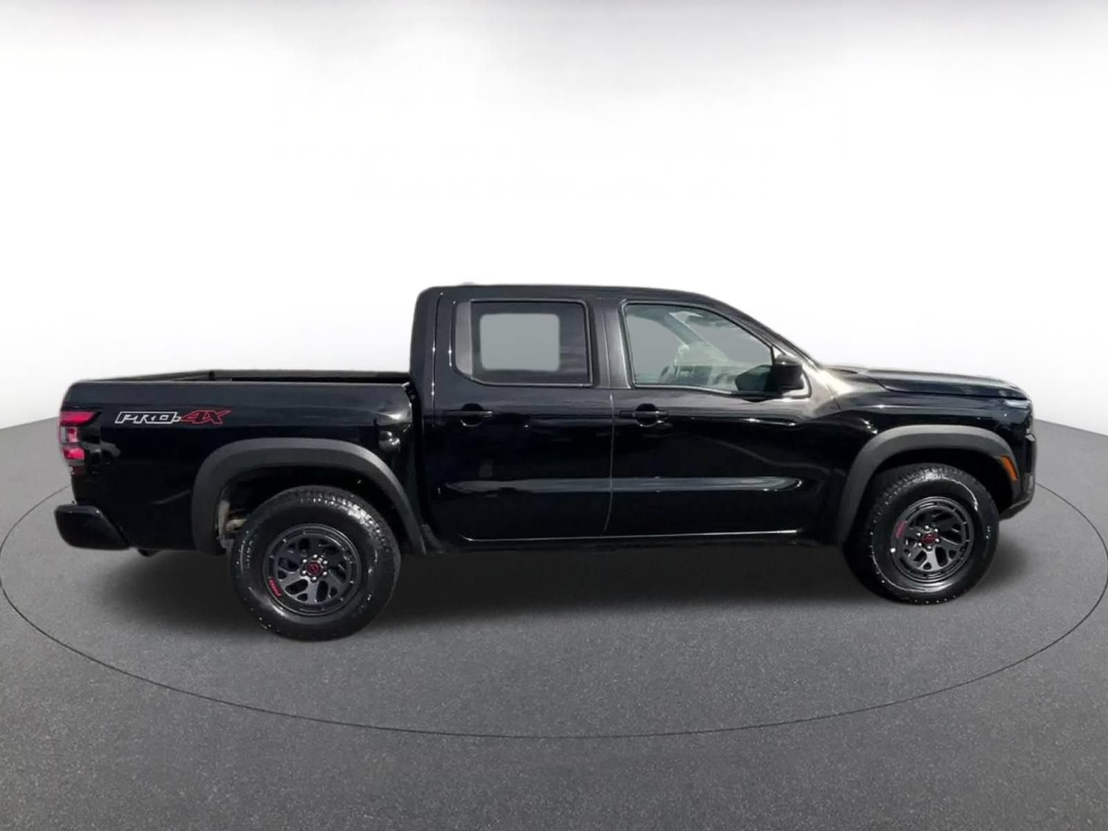 Used 2026 Nissan Frontier PRO-4X AWD/4WD image 14
