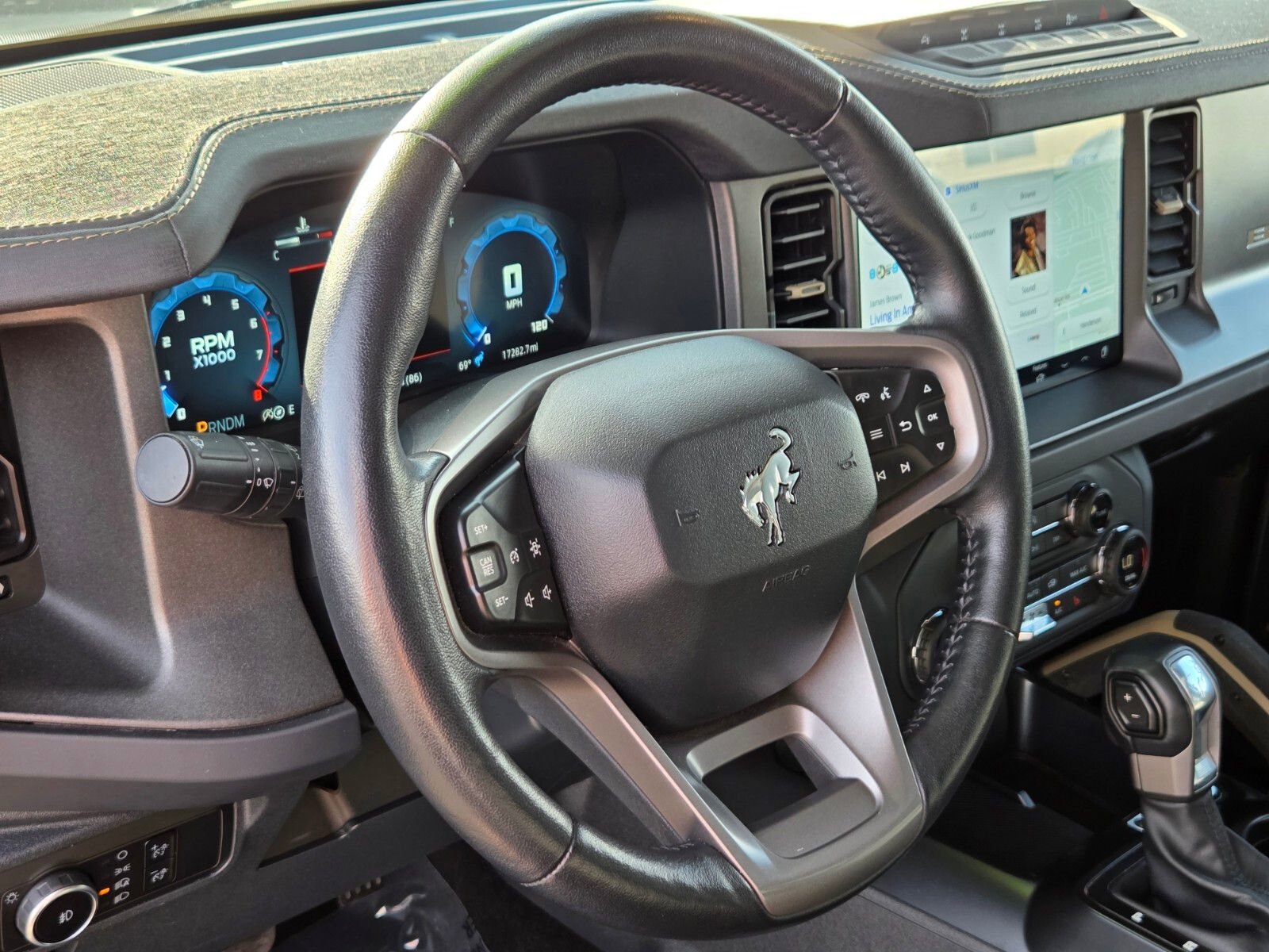 Certified 2025 Ford Bronco Badlands image 18