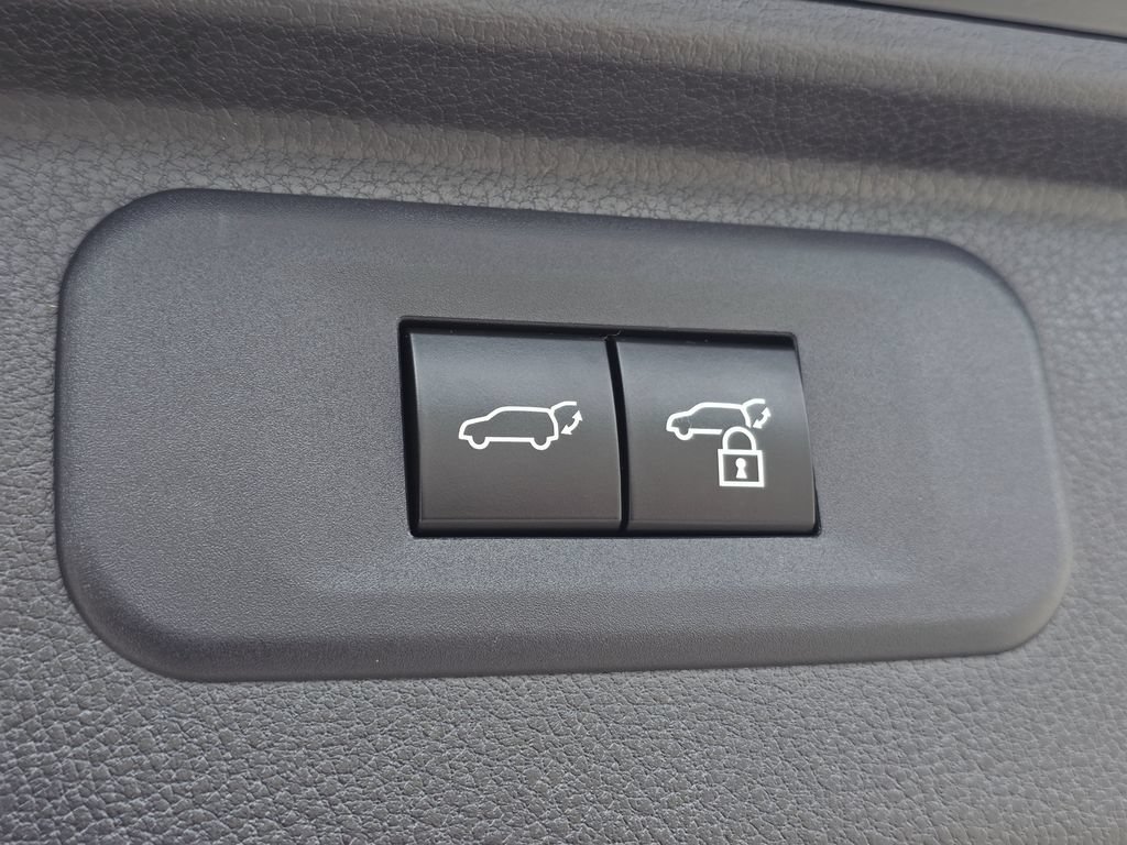 Used 2025 Toyota Grand Highlander AWD Hybrid image 22