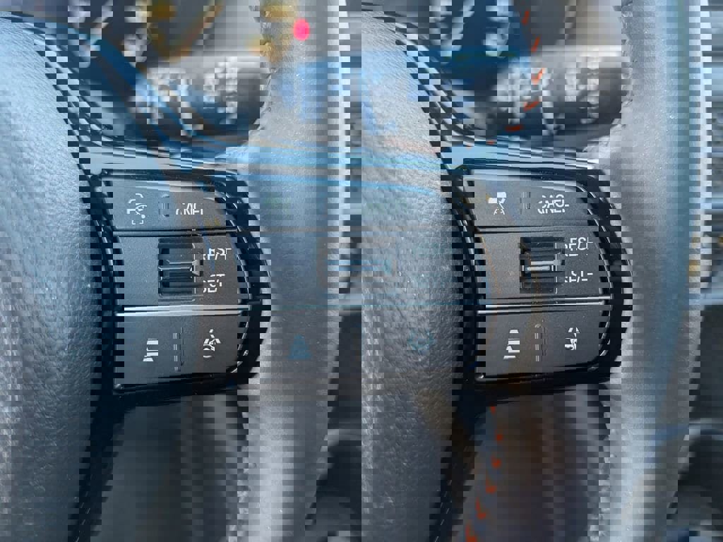 Used 2024 Honda HR-V Sport image 25