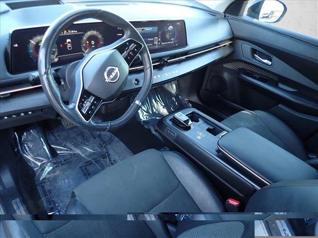 Used 2023 Nissan Ariya AWD image 10