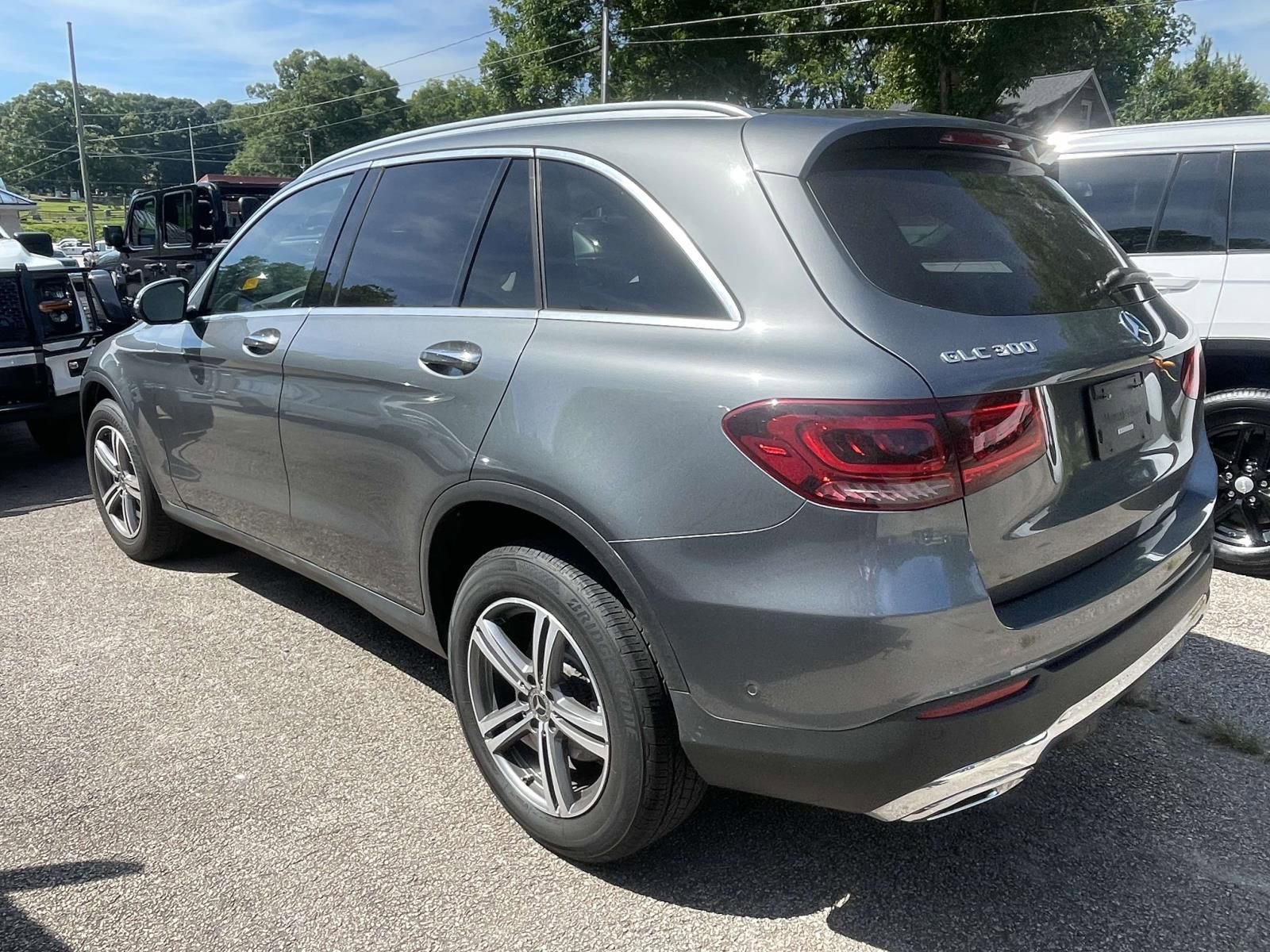 Used 2021 Mercedes-Benz GLC 300 image 6