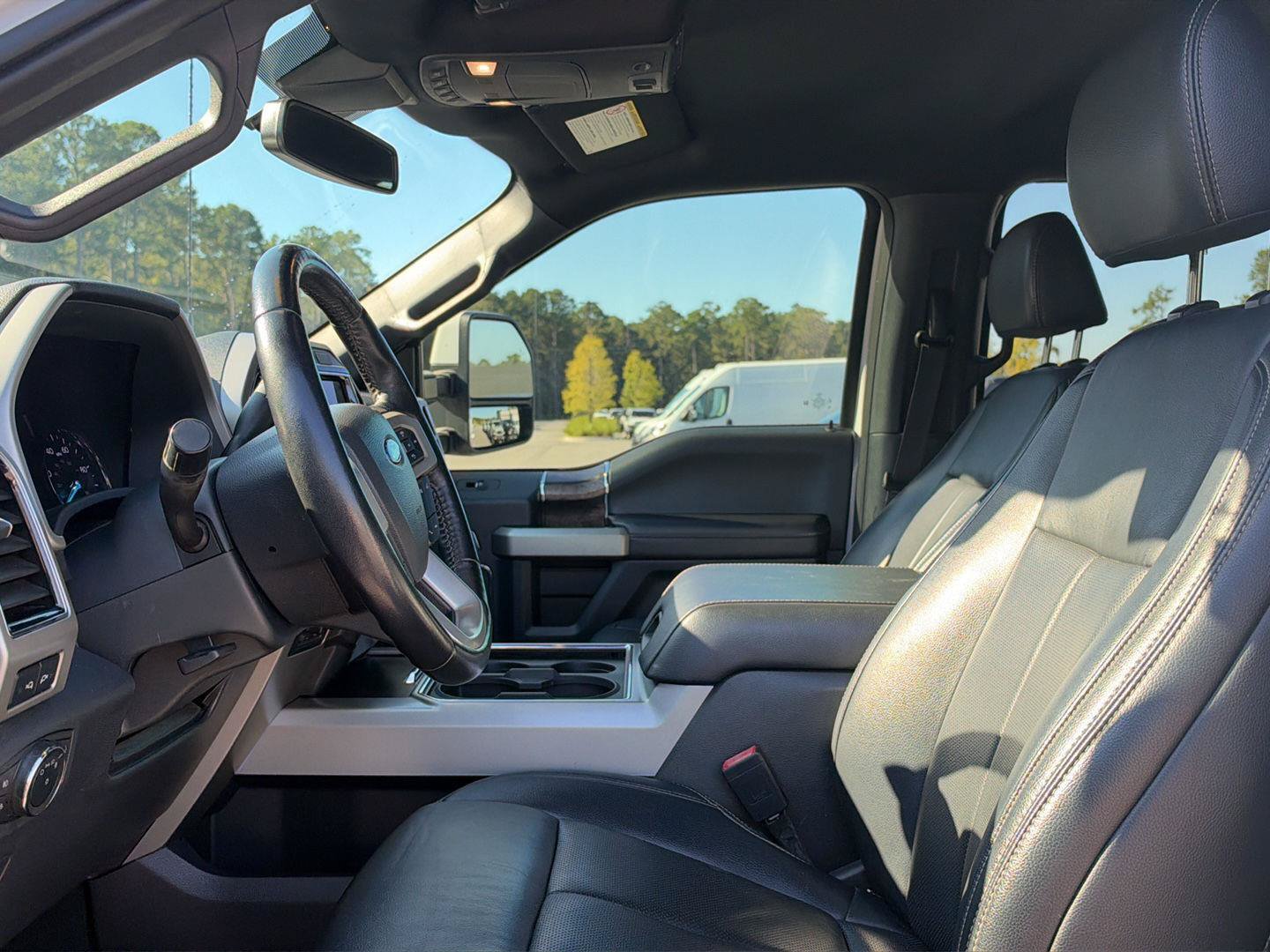 Used 2022 Ford F250 Lariat AWD/4WD image 12