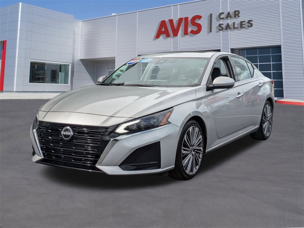 Used 2023 Nissan Altima 2.5 SL