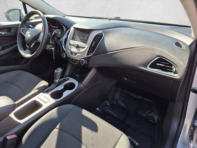 Used 2016 Chevrolet Cruze LS FWD image 20