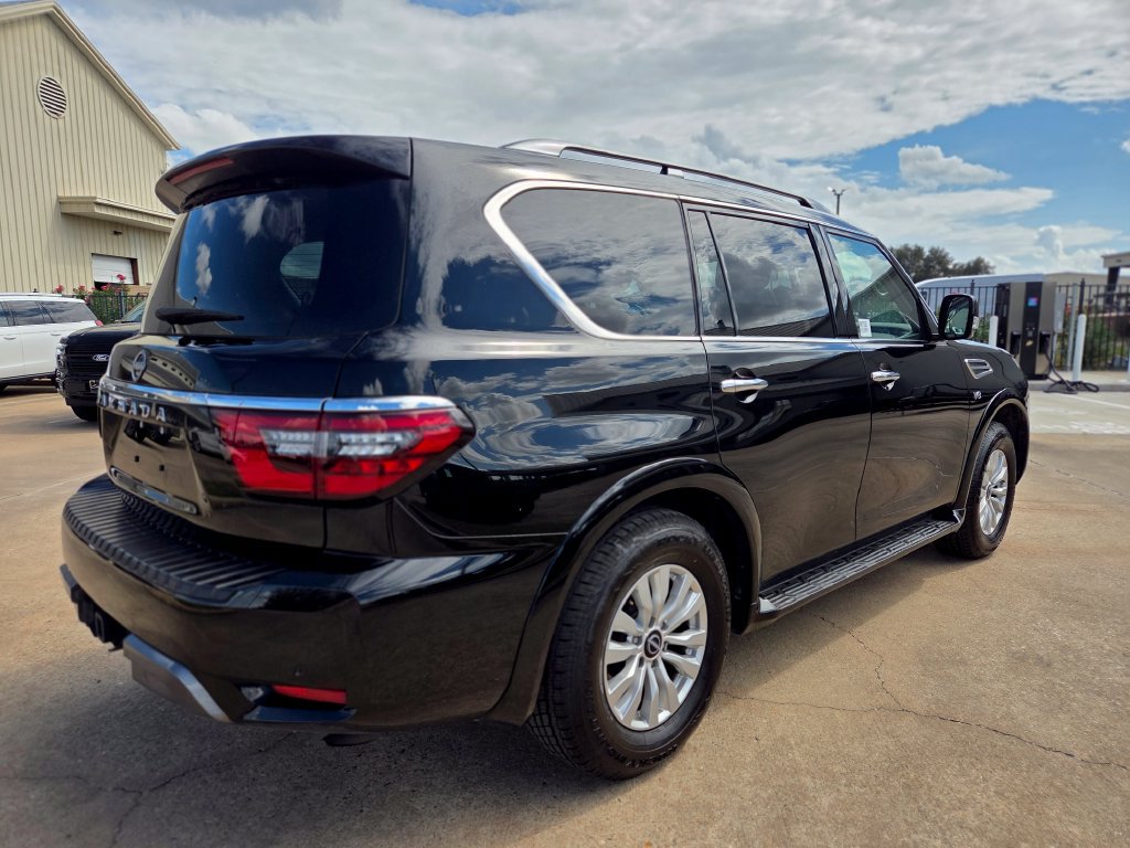 Used 2022 Nissan Armada SV AWD/4WD image 5
