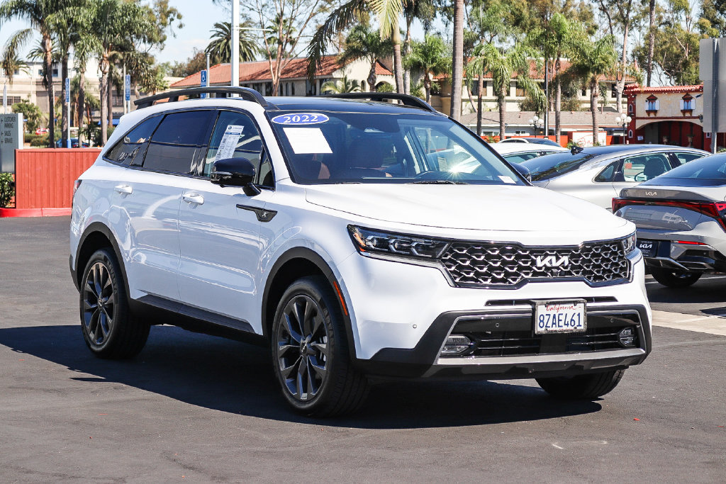 Used 2022 Kia Sorento SX Prestige w/ Rust Color Package AWD/4WD image 3