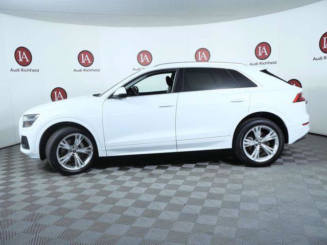 Used 2023 Audi Q8 Premium AWD/4WD image 5