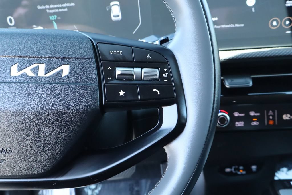 Used 2025 Kia EV6 Wind RWD image 24