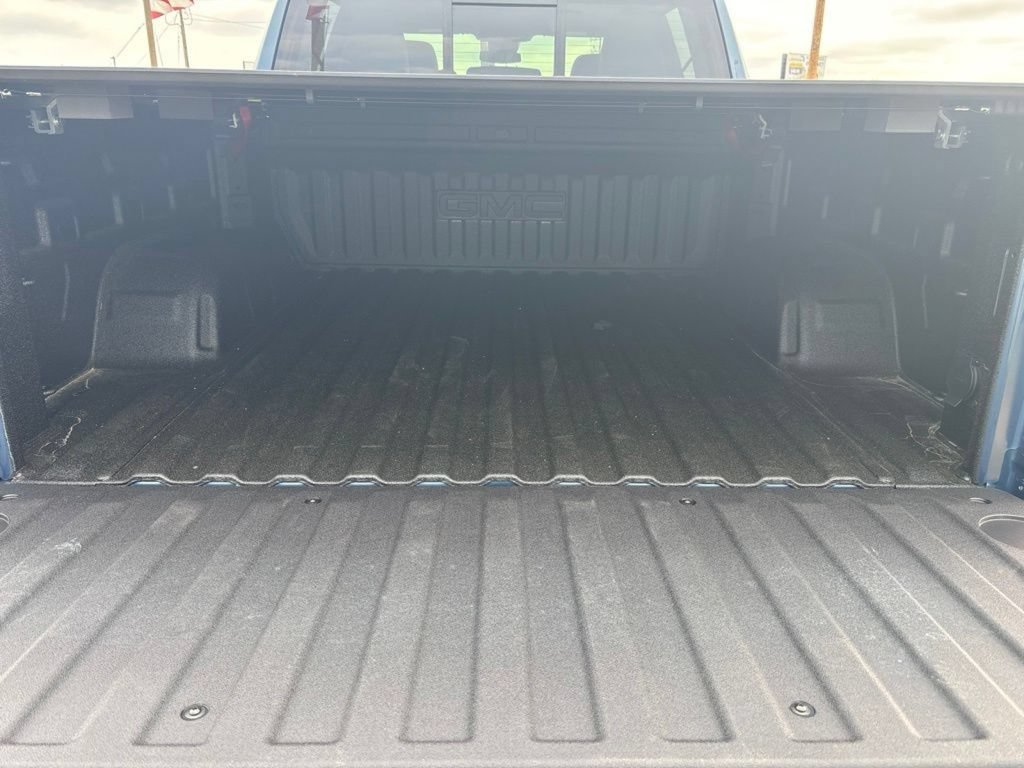 New 2026 GMC Sierra 1500 Elevation w/ Elevation Premium Package AWD/4WD image 31