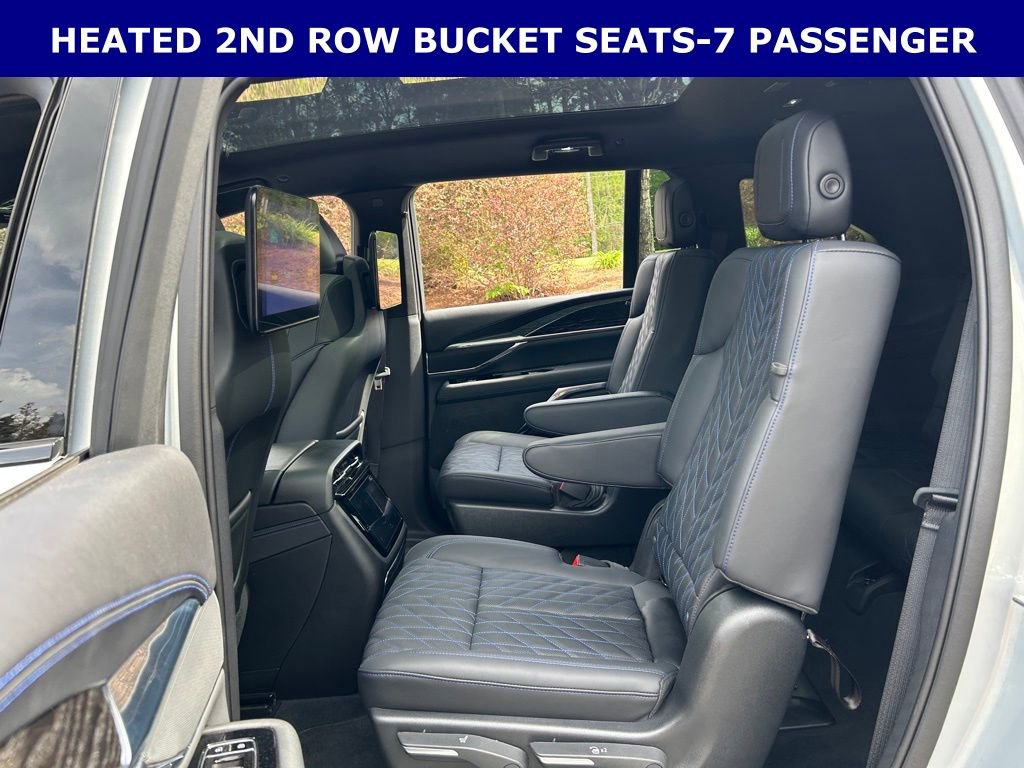 Used 2025 Cadillac Escalade IQ Sport 1 w/ Smart Trailering package image 8