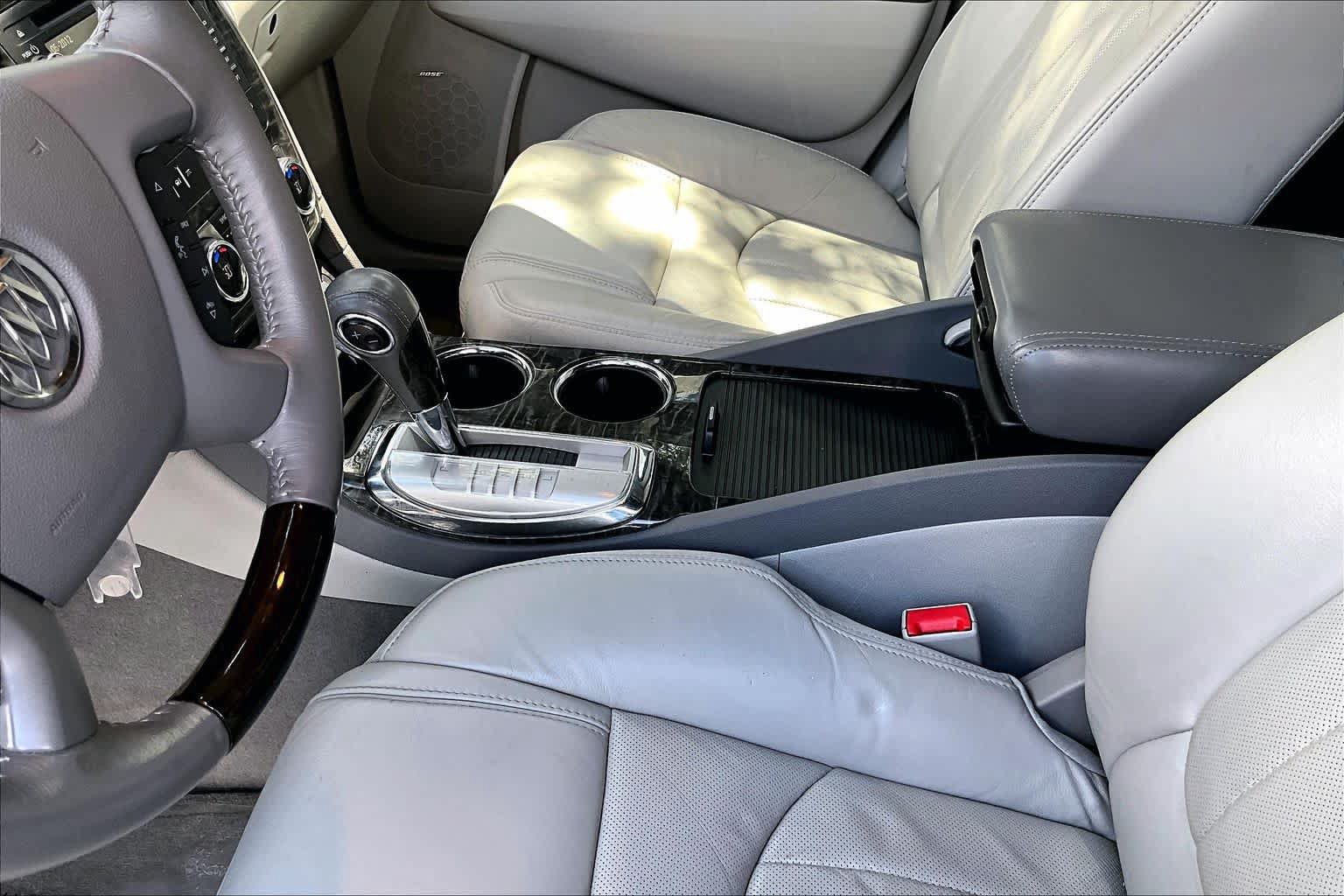 Used 2014 Buick Enclave Premium w/ Trailering Provision Package FWD image 17