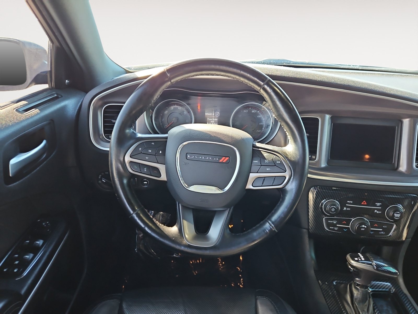 Used 2020 Dodge Charger SXT RWD image 12