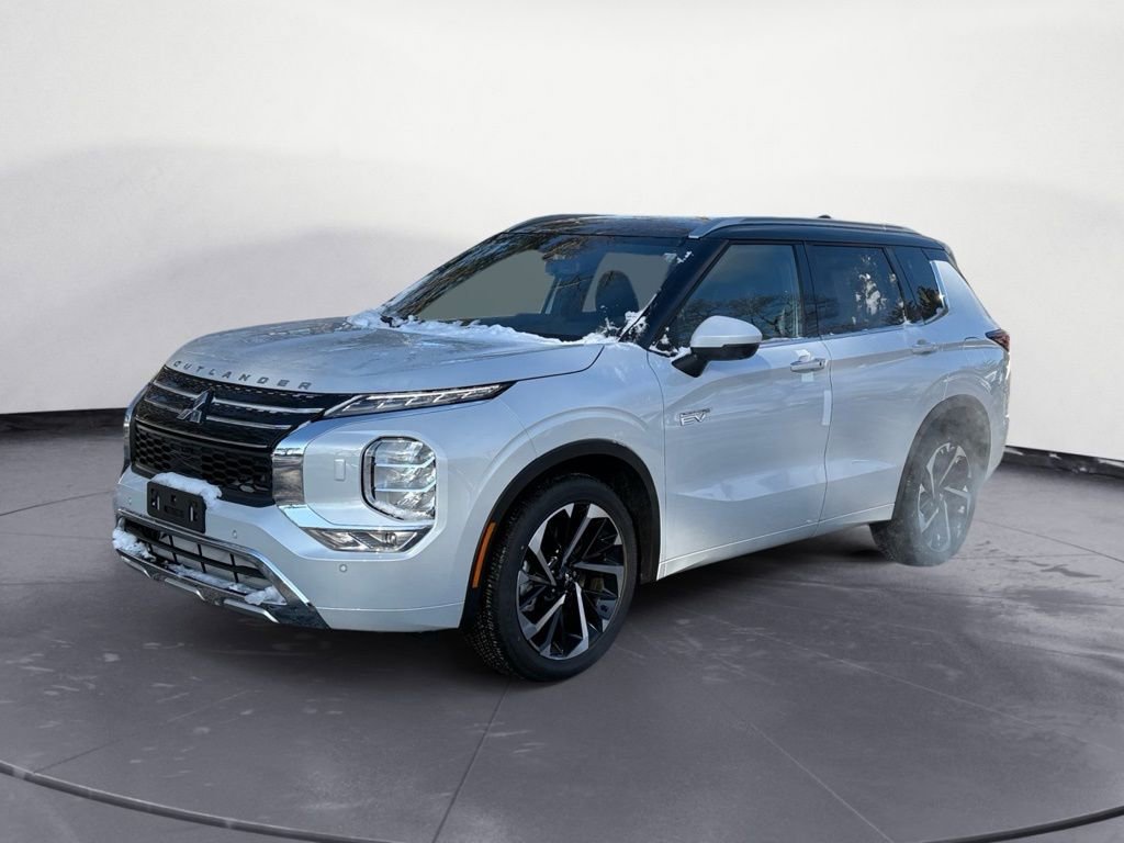 New 2025 Mitsubishi Outlander SEL image 1